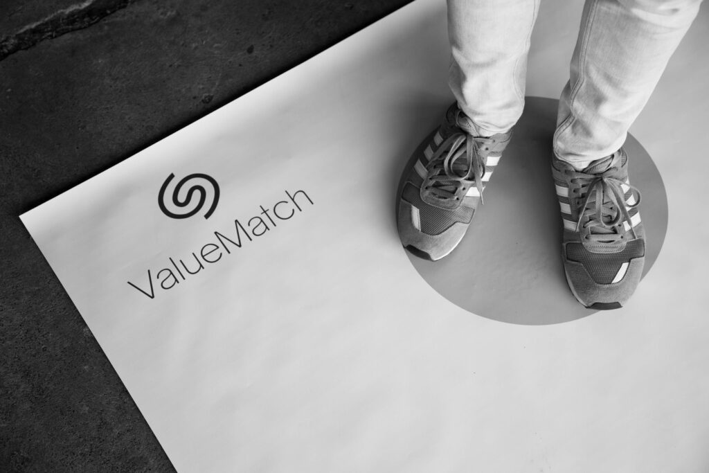 ValueMatch mat stand on yellow grayed